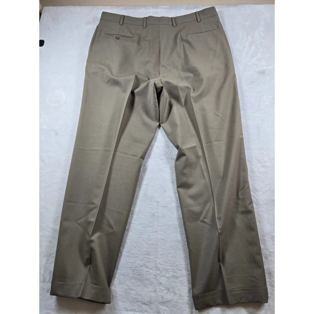 JoS A Bank Suit Mens 50R 2 Piece Pants 40x31 Taupe Wool Pleated Classic Fit